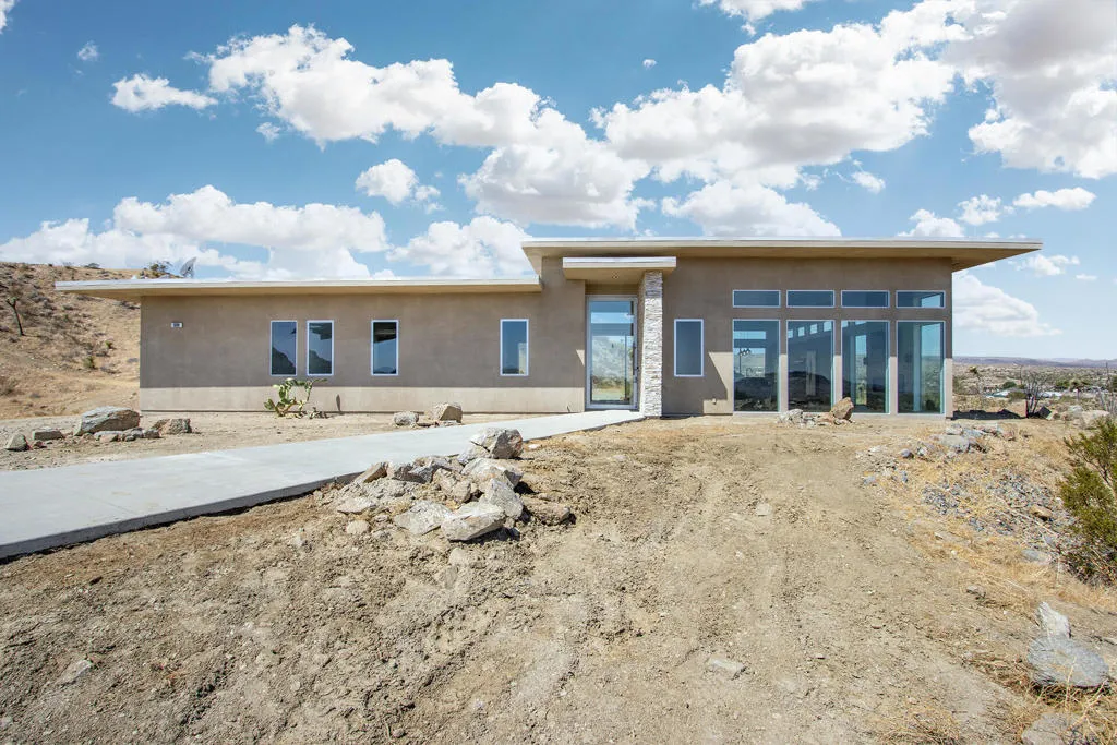 5098 Balsa Avenue, Yucca Valley, California 92284 home-pic-9